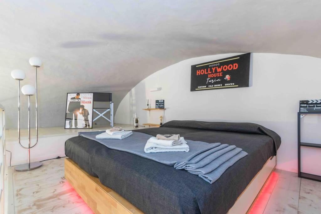 דירות Hollywood Housein The Heart Of טורינו מראה חיצוני תמונה